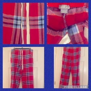 SALE! Aerie men’s medium pajama pant! Christmas picture ready!!❤️